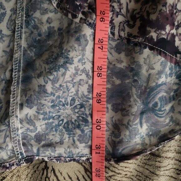 LA Threads Boho Floral Embroidered Peasant Top Flared Sleeves Hi Low Hem Size M - Picture 13 of 13